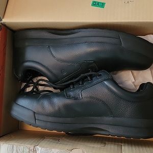 Men's work shoes